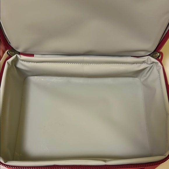 YETI daytrip Lunch box nwt - Picture 6 of 9